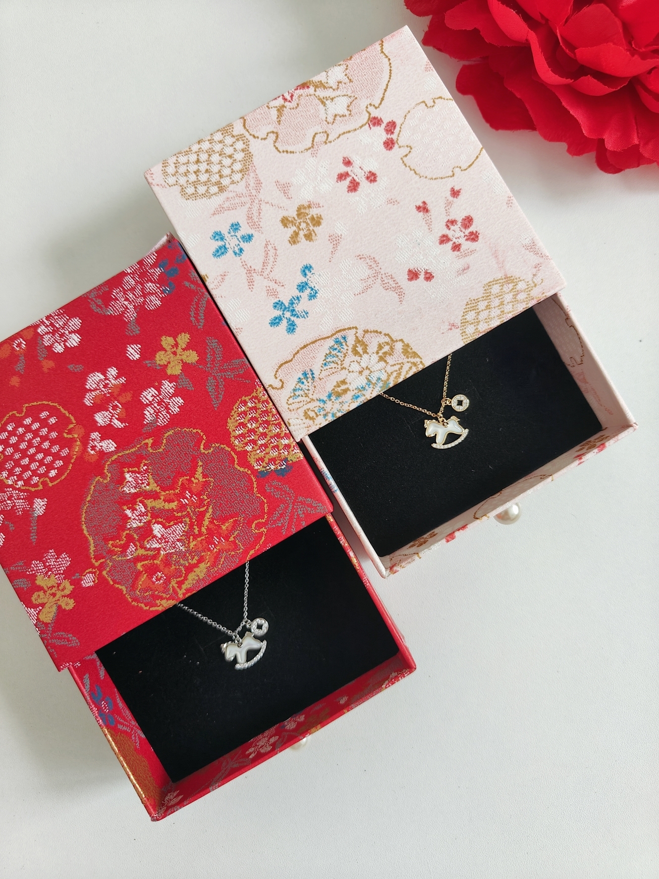 Lucky Horse Shell Collarbone Necklace 马年天然贝壳锁骨链