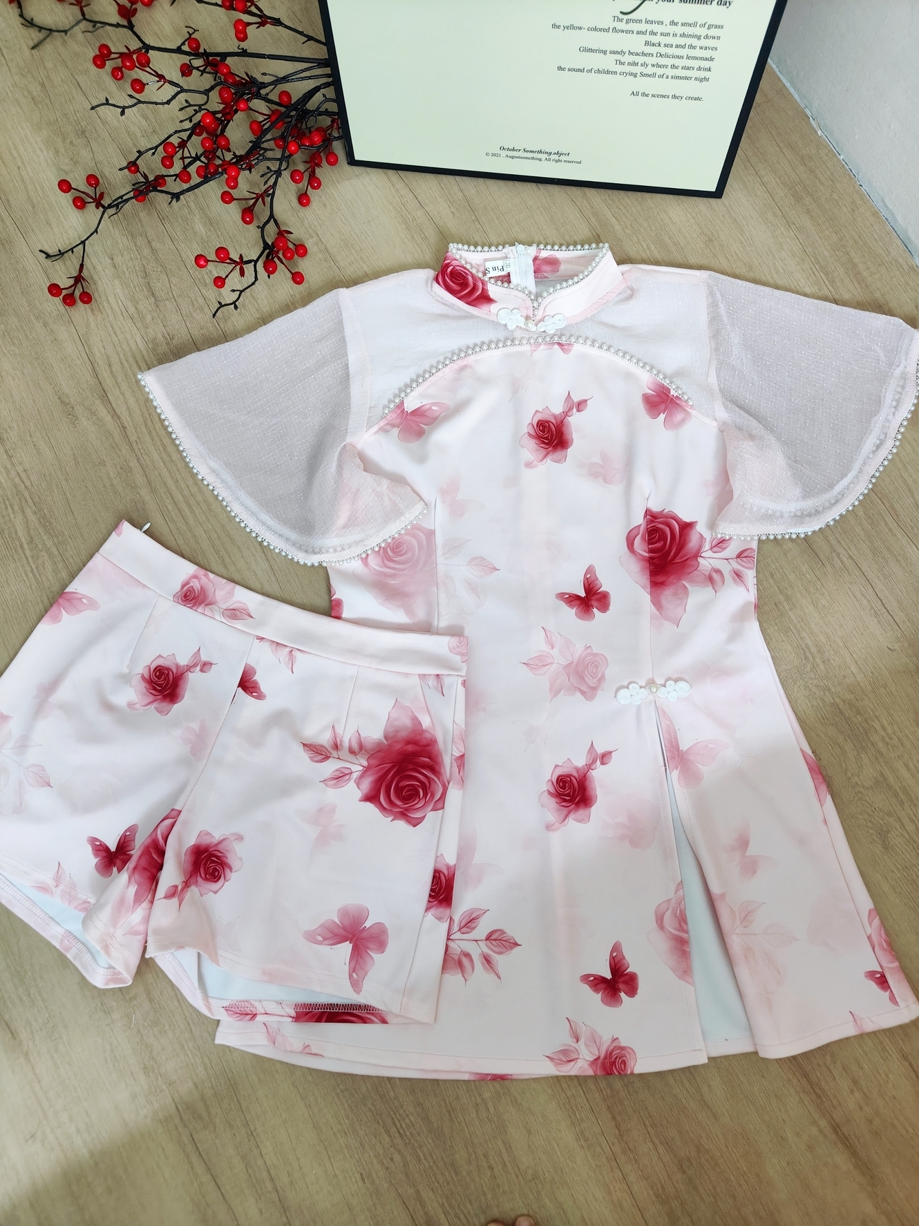 Blooming Rose Chinese Two-Piece Set 花绽玫姿中式2件套