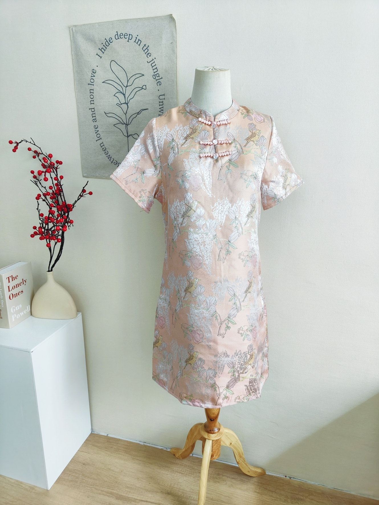 Pink Floral Cheongsam 粉色印花宽松遮肉旗袍* Size L