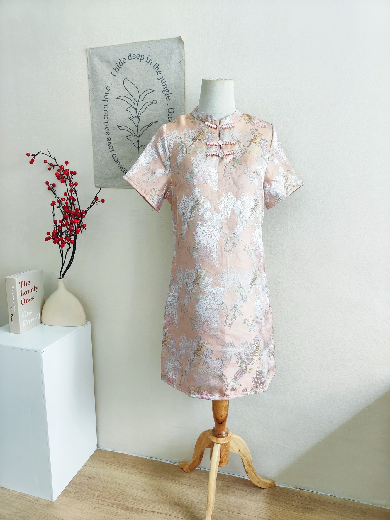 Pink Floral Cheongsam 粉色印花宽松遮肉旗袍* Size L