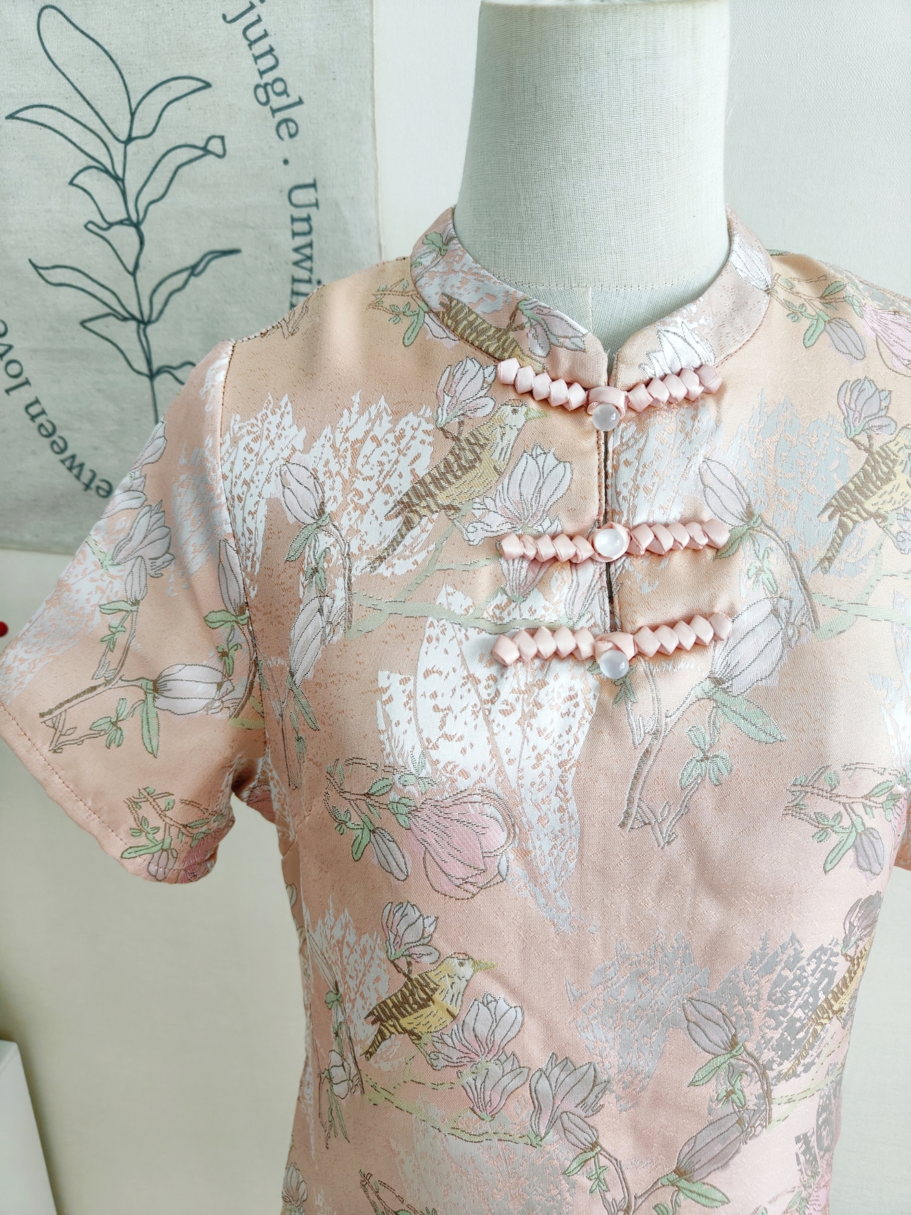 Pink Floral Cheongsam 粉色印花宽松遮肉旗袍* Size L