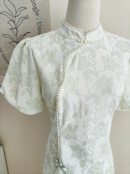 Green Floral Embossed Cheongsam 绿色提花旗袍连衣裙