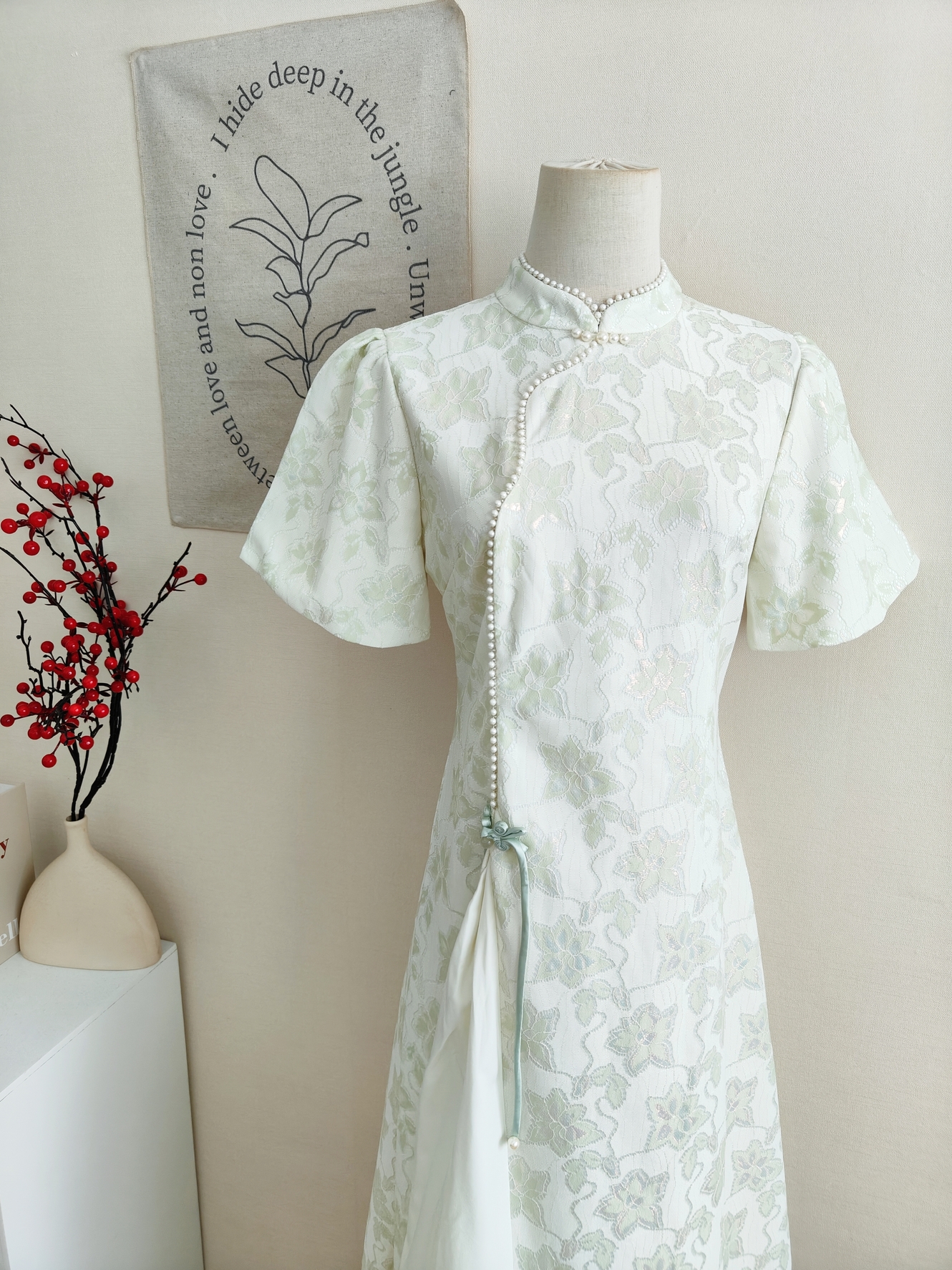 Green Floral Embossed Cheongsam 绿色提花旗袍连衣裙
