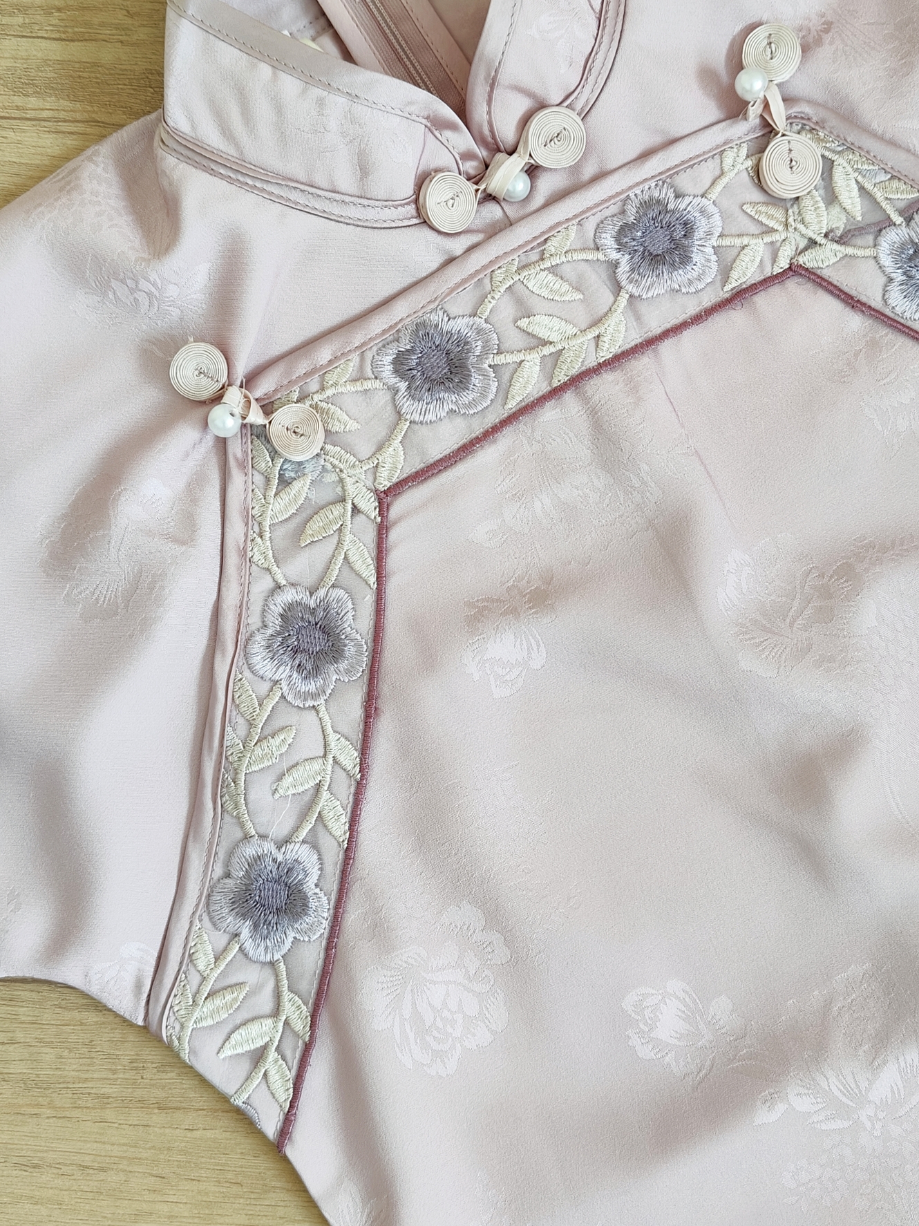 双襟粉紫色长款旗袍 Pink Lilac Long Cheongsam