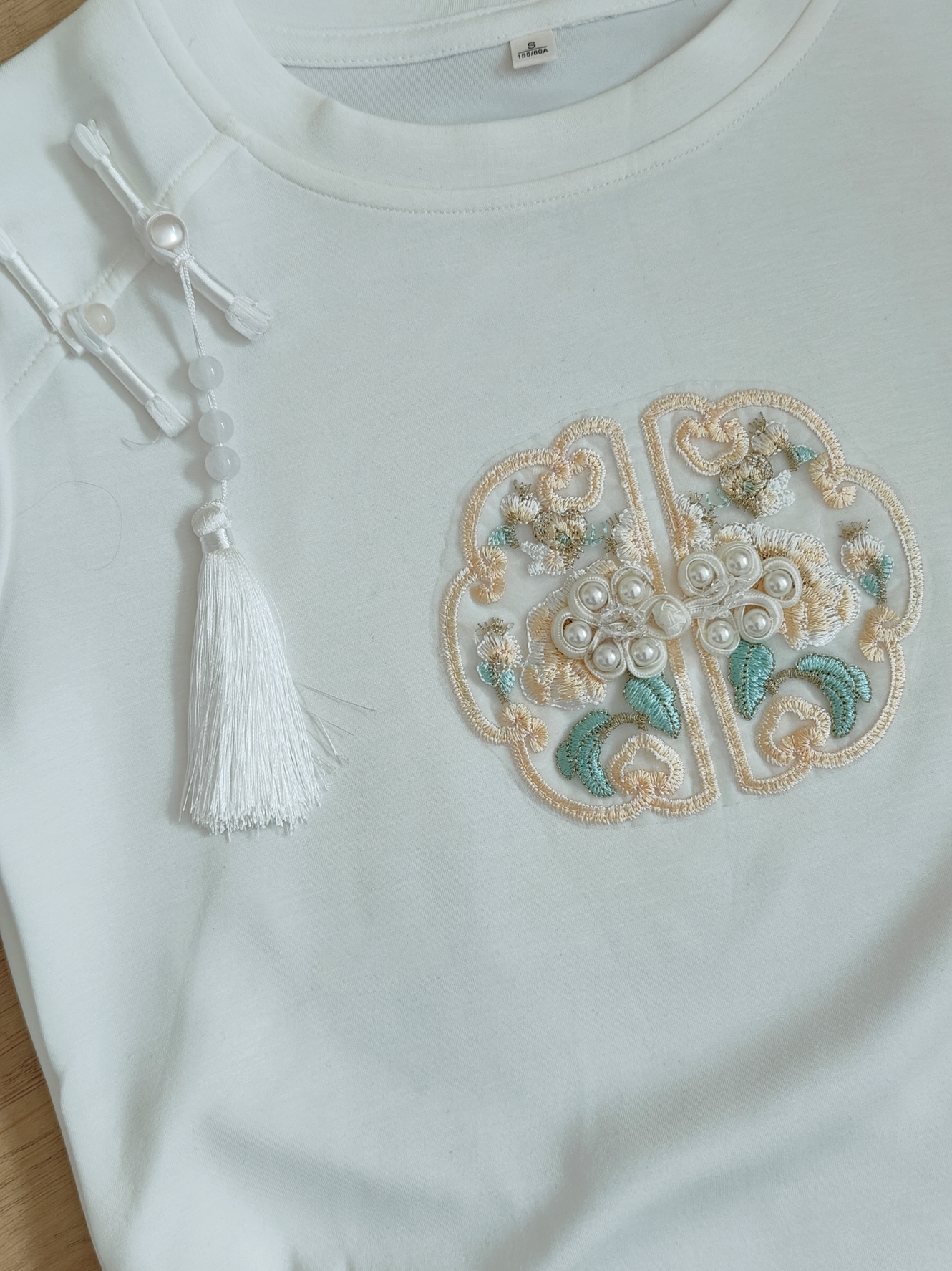 Embroidered Tassel Embroidered Tassel 刺绣流苏收腰T恤*2 Colors