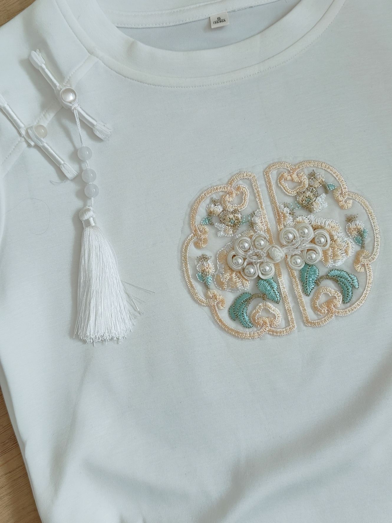 Embroidered Tassel Embroidered Tassel 刺绣流苏收腰T恤*2 Colors