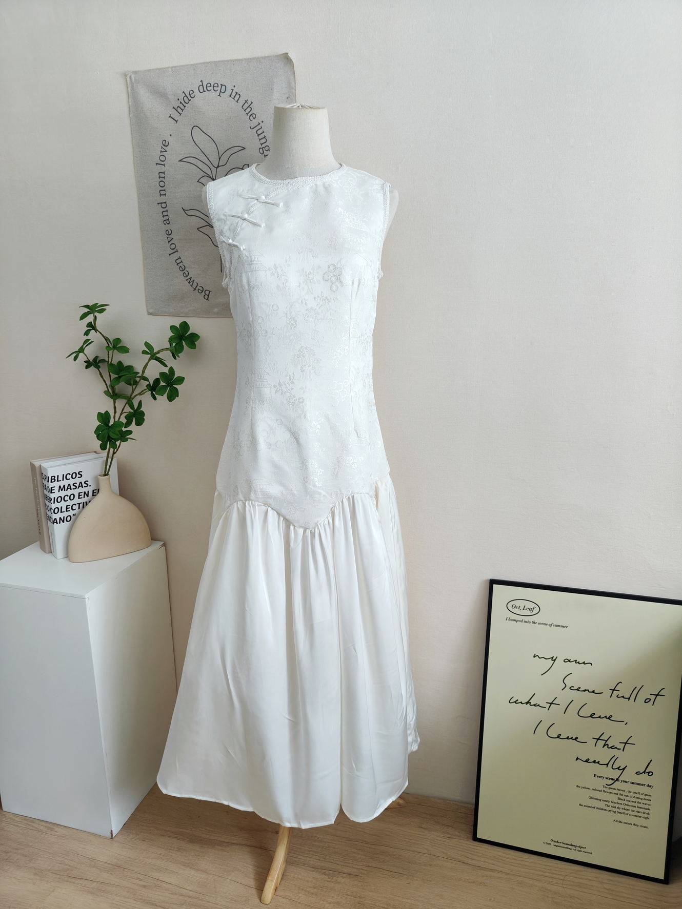 Qingelle New Chinese Elegant Panel Dress 名门大小姐 ✦绝美！ 新中式拼接设计连身裙*2 Colors