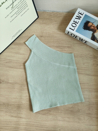 Spicy Girl Off-Shoulder Stretch Knit Tank Top 辣妹斜肩弹力针织背心* 9 Colors