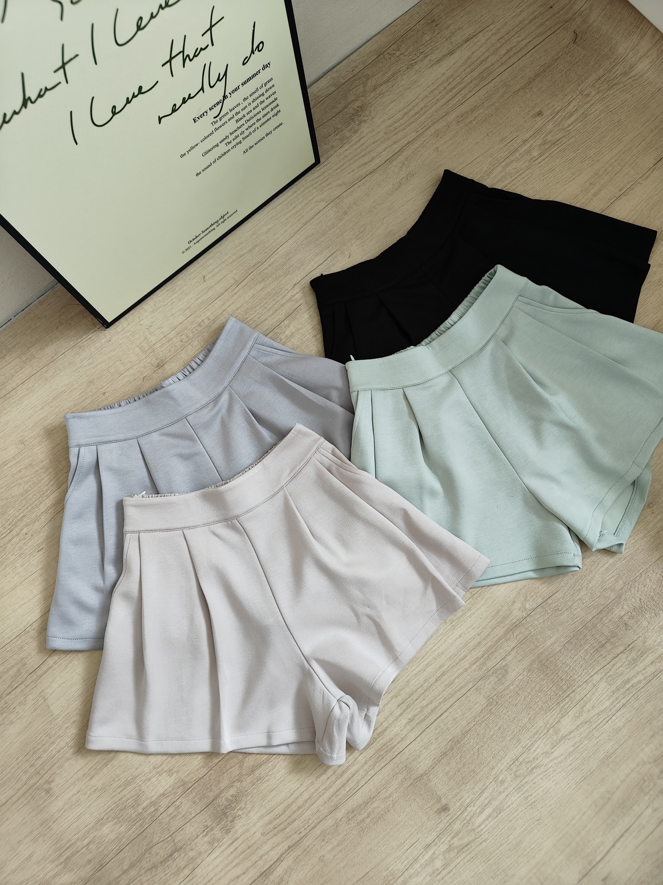 Pleated Cotton Shorts 太空棉百褶短裤*8 Colors