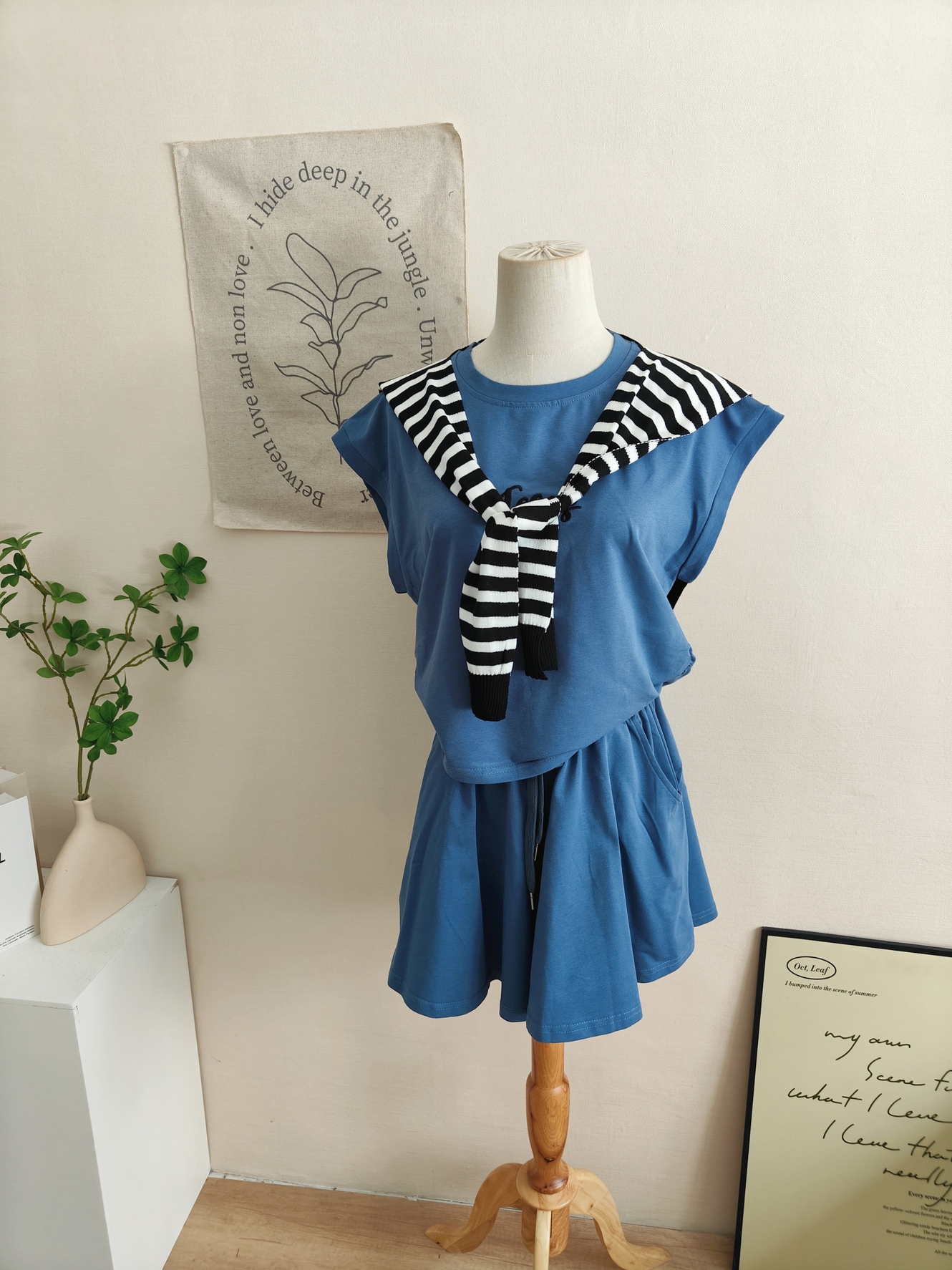 Korean Style T-Shirt & Pants Set 韩式T恤短裤套装*4 Colors