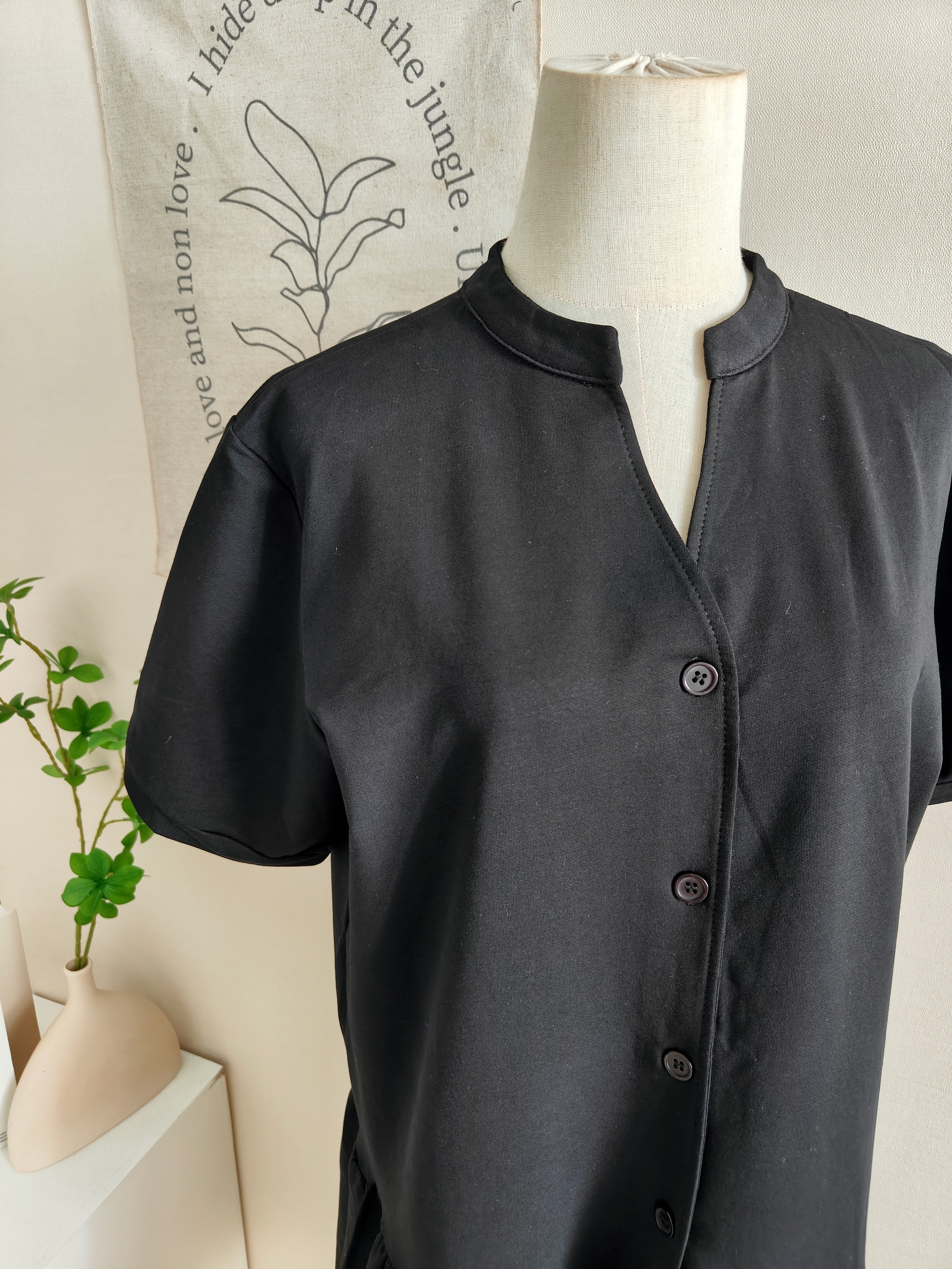 Button Front Ruffle Hem Dress 温柔系V领排扣连衣裙* 4 Colors