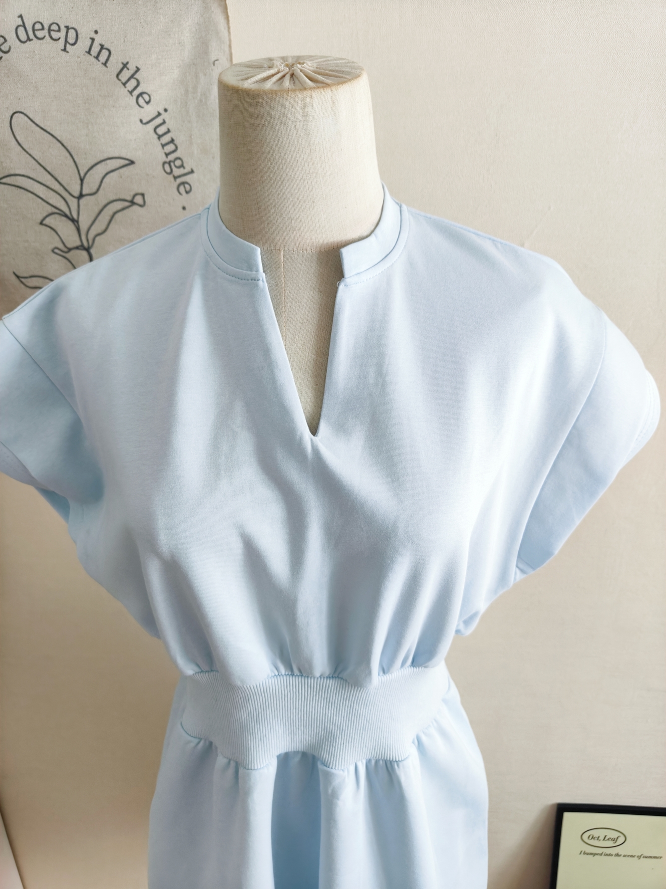 V-Neck Waist-Cinched Dress V领收腰连身裙*5 Colors