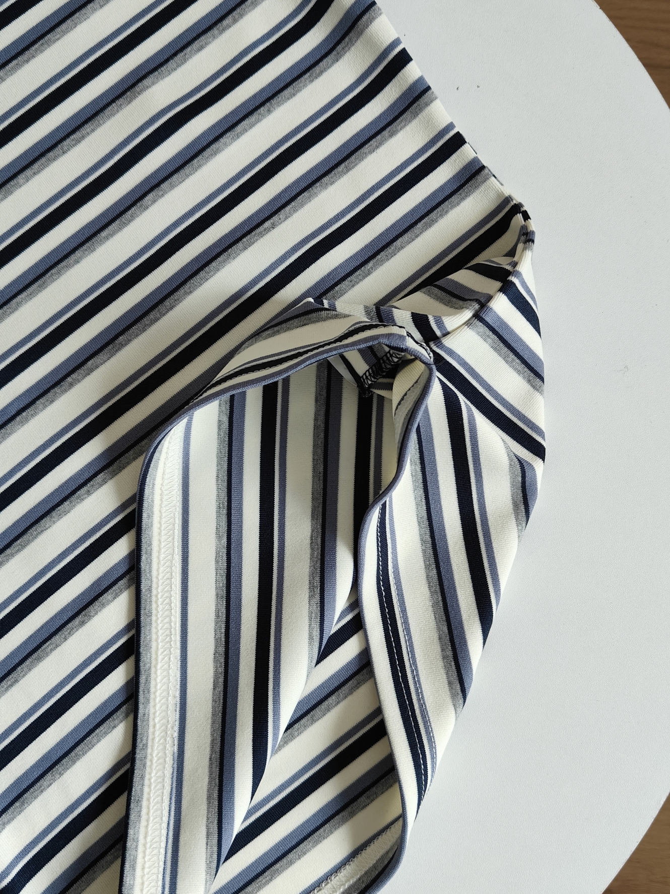 RINA Contrast Stripe Tee 韩系撞色条纹T恤*3 Colors