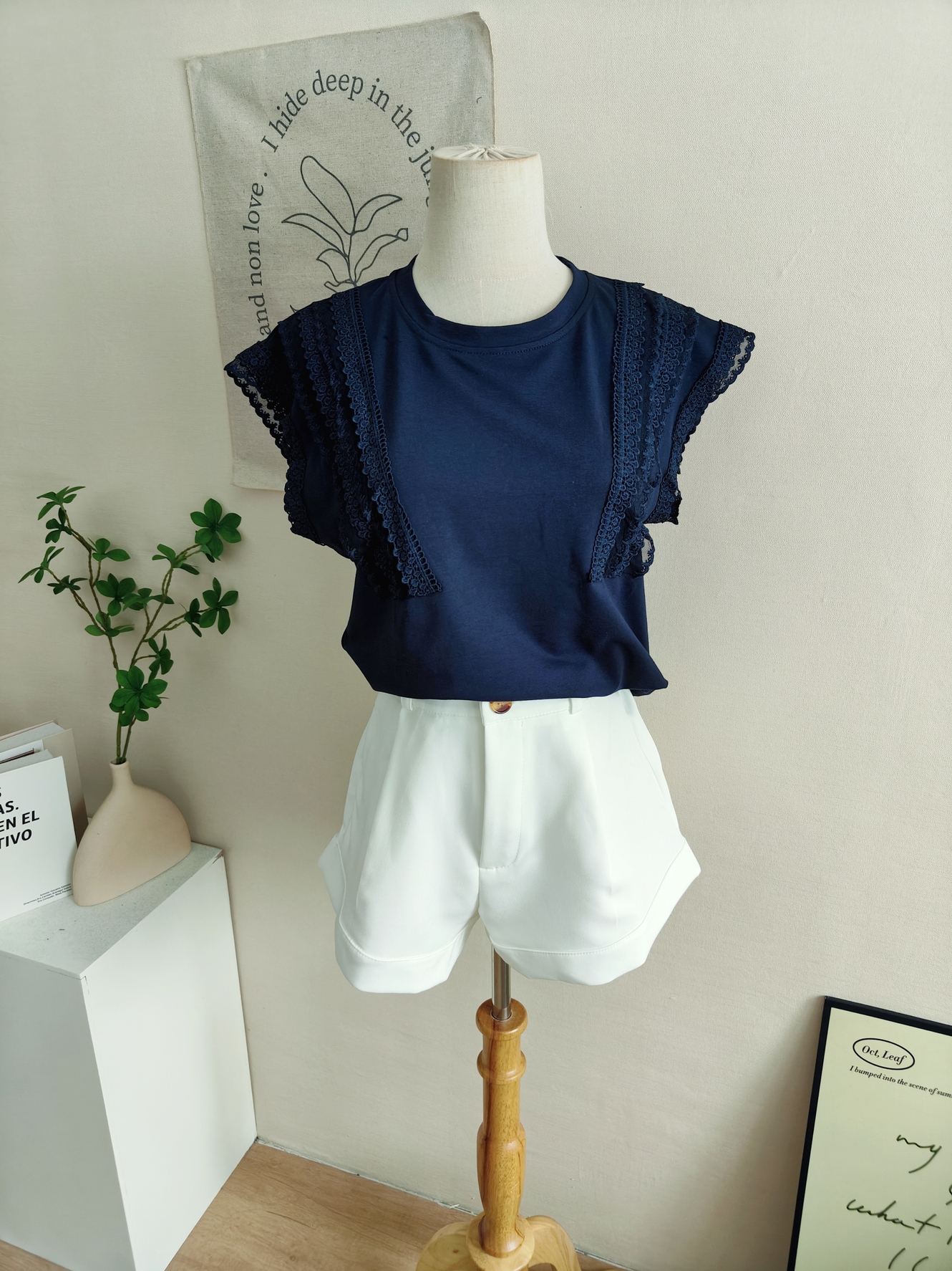 Korean Sweet Lace Trim Top 韩系甜美蕾丝花边上衣*5 Colors