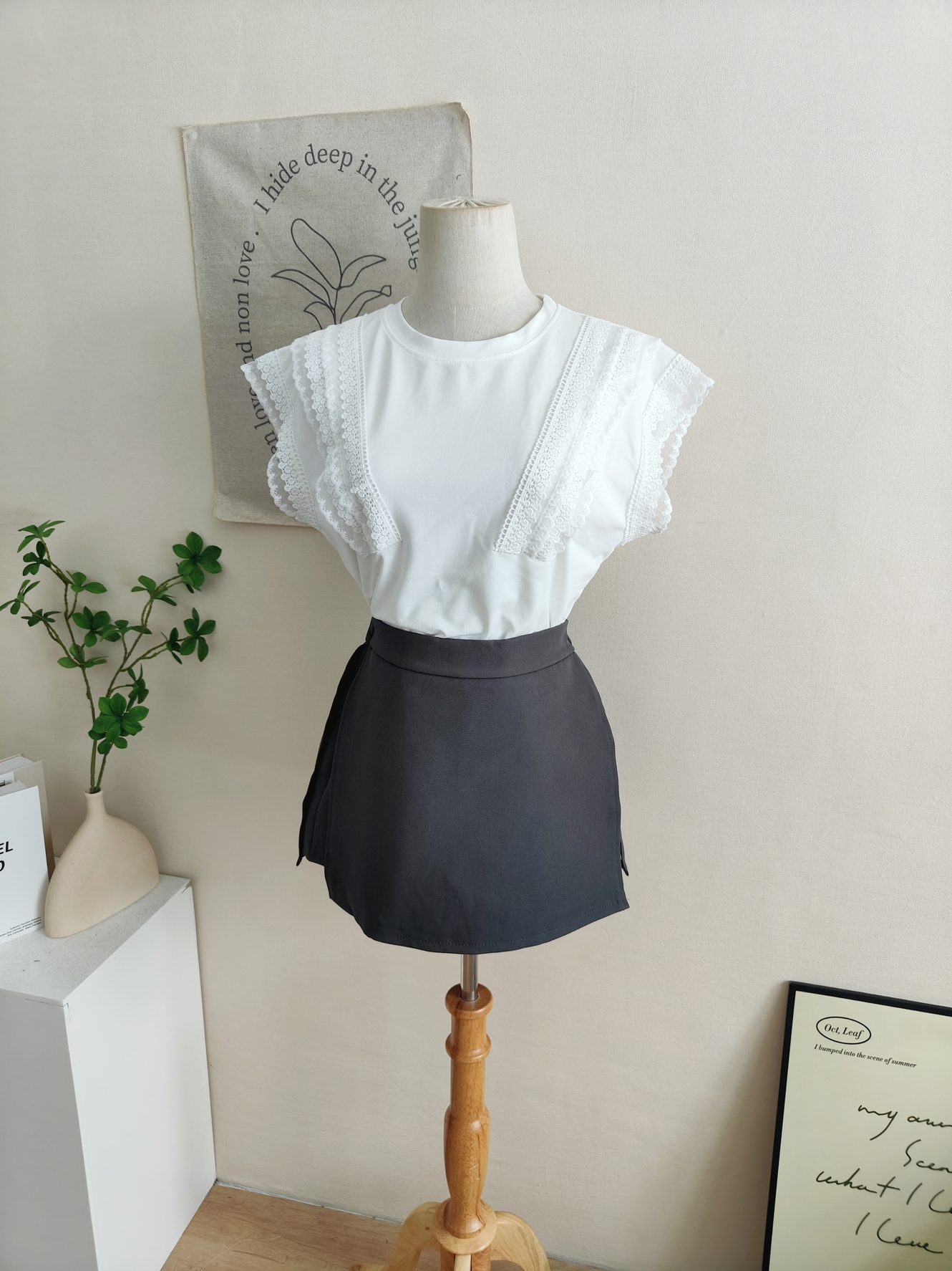 Korean Sweet Lace Trim Top 韩系甜美蕾丝花边上衣*5 Colors