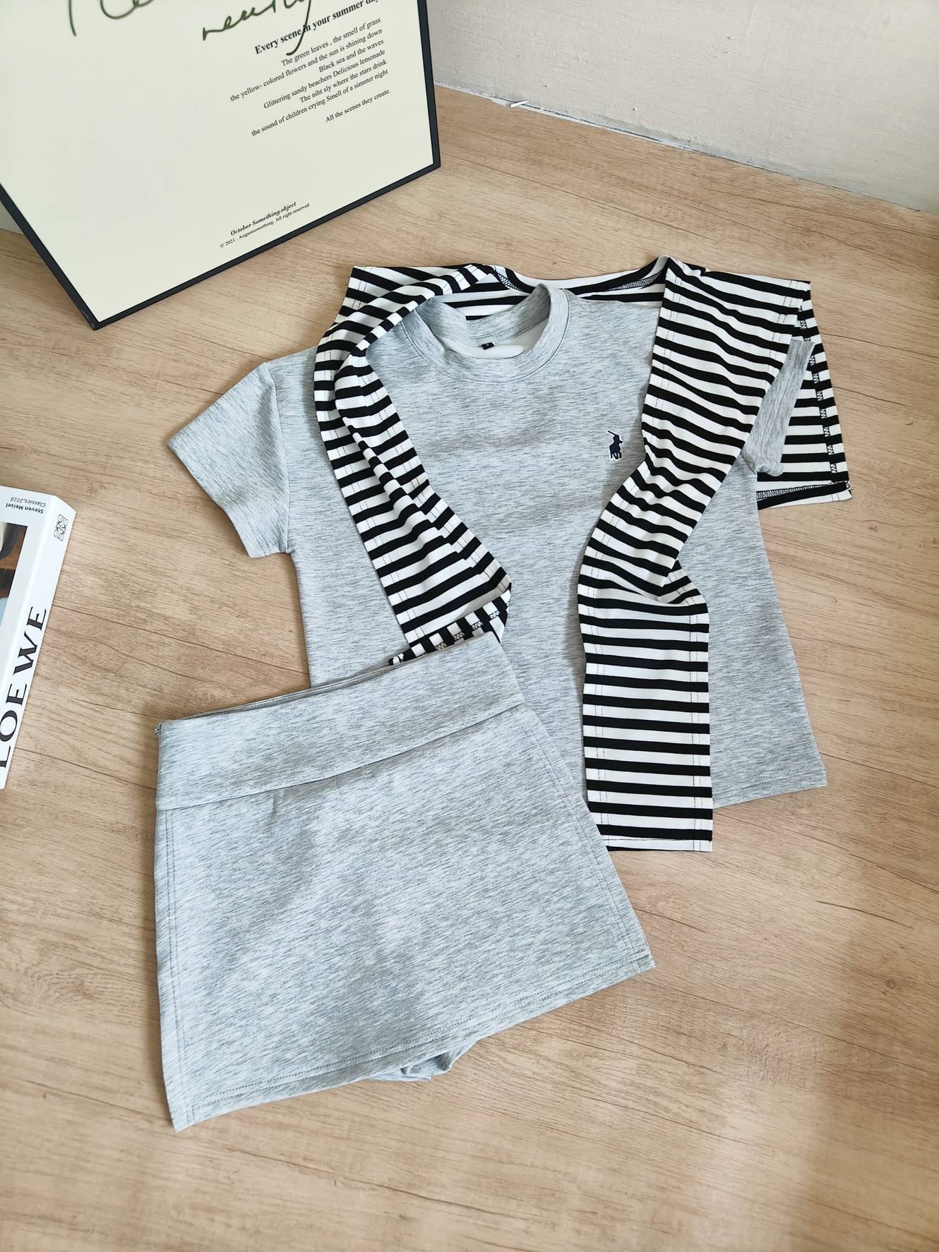 RINA Tee & Skort Set with Shoulder Wrap 简约百搭T恤+短款裤裙✦送条纹披肩*4 Colors