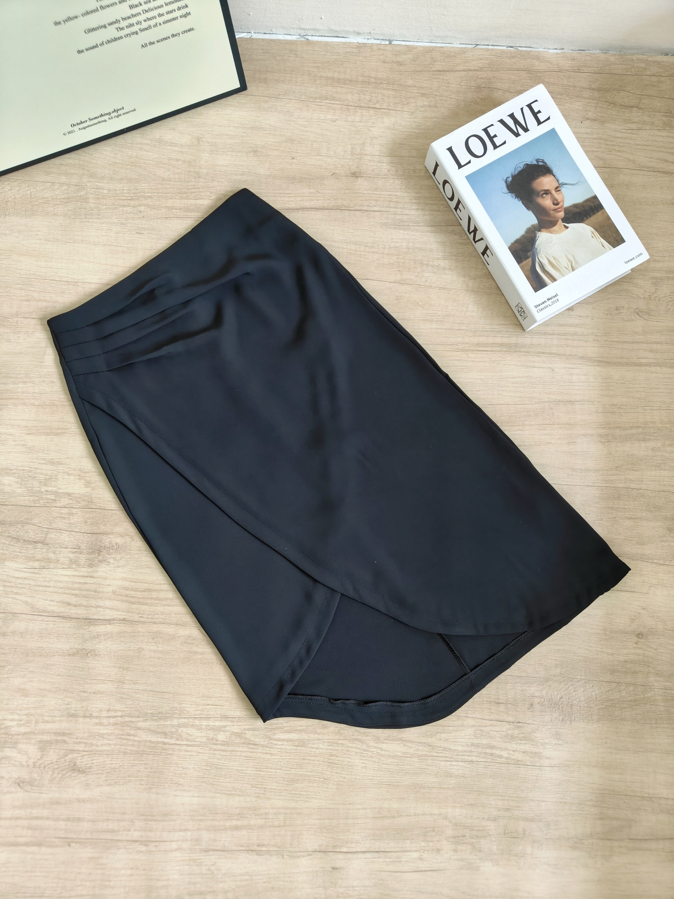 SIGNATURE Asymmetrical Skirt 黑色不规则褶皱半身裙