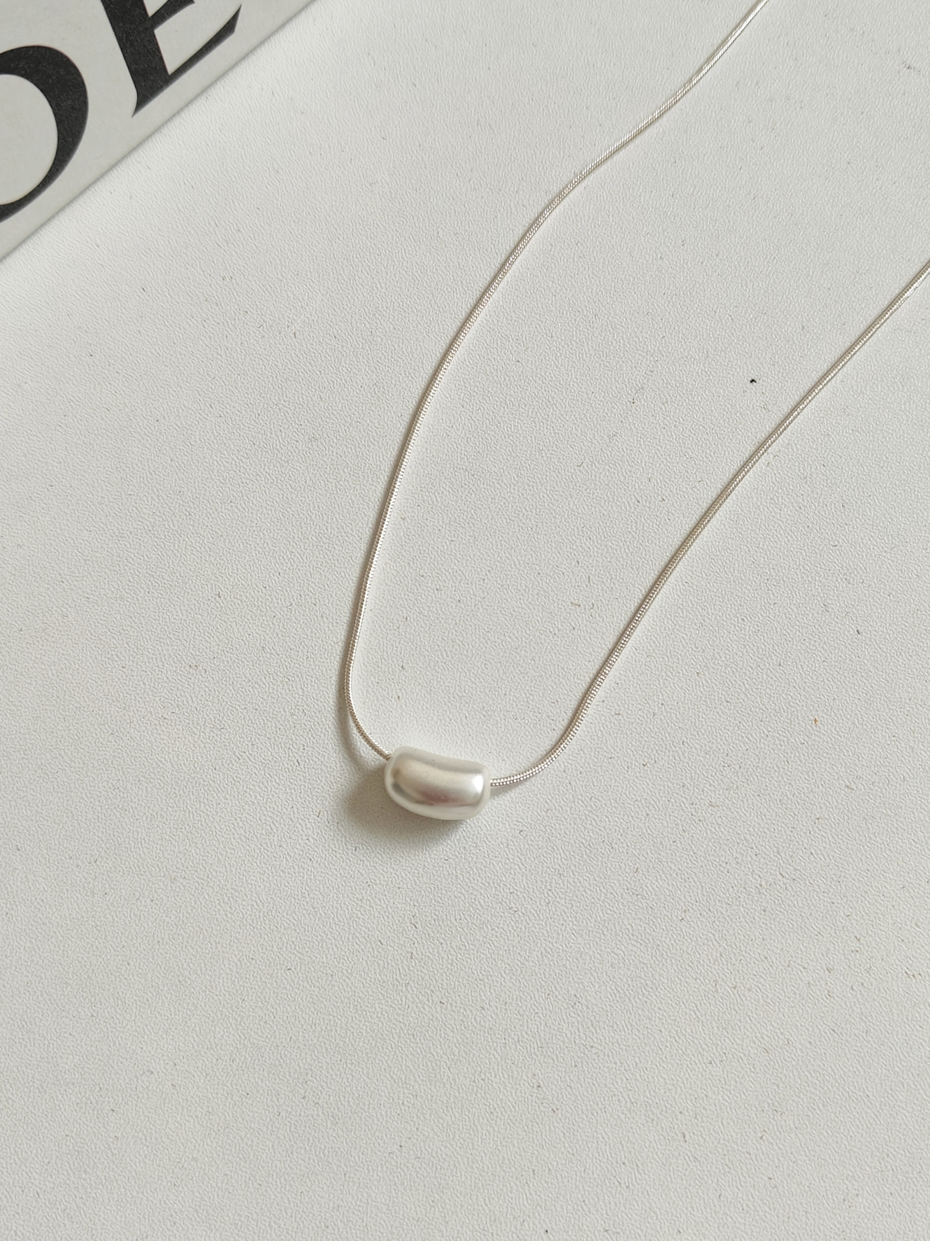 Matte Beaded Choker 哑光小豆子颈链
