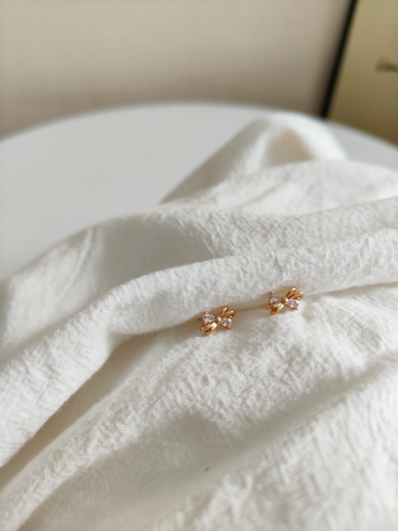 Mini Zircon Bow Stud Earrings 迷你版！锆石蝴蝶结耳钉