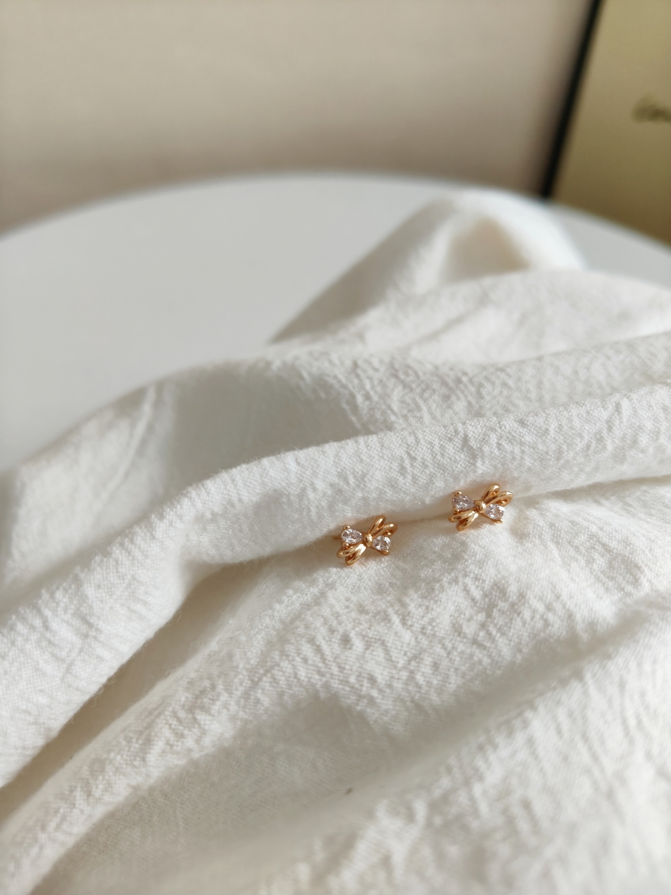 Mini Zircon Bow Stud Earrings 迷你版！锆石蝴蝶结耳钉