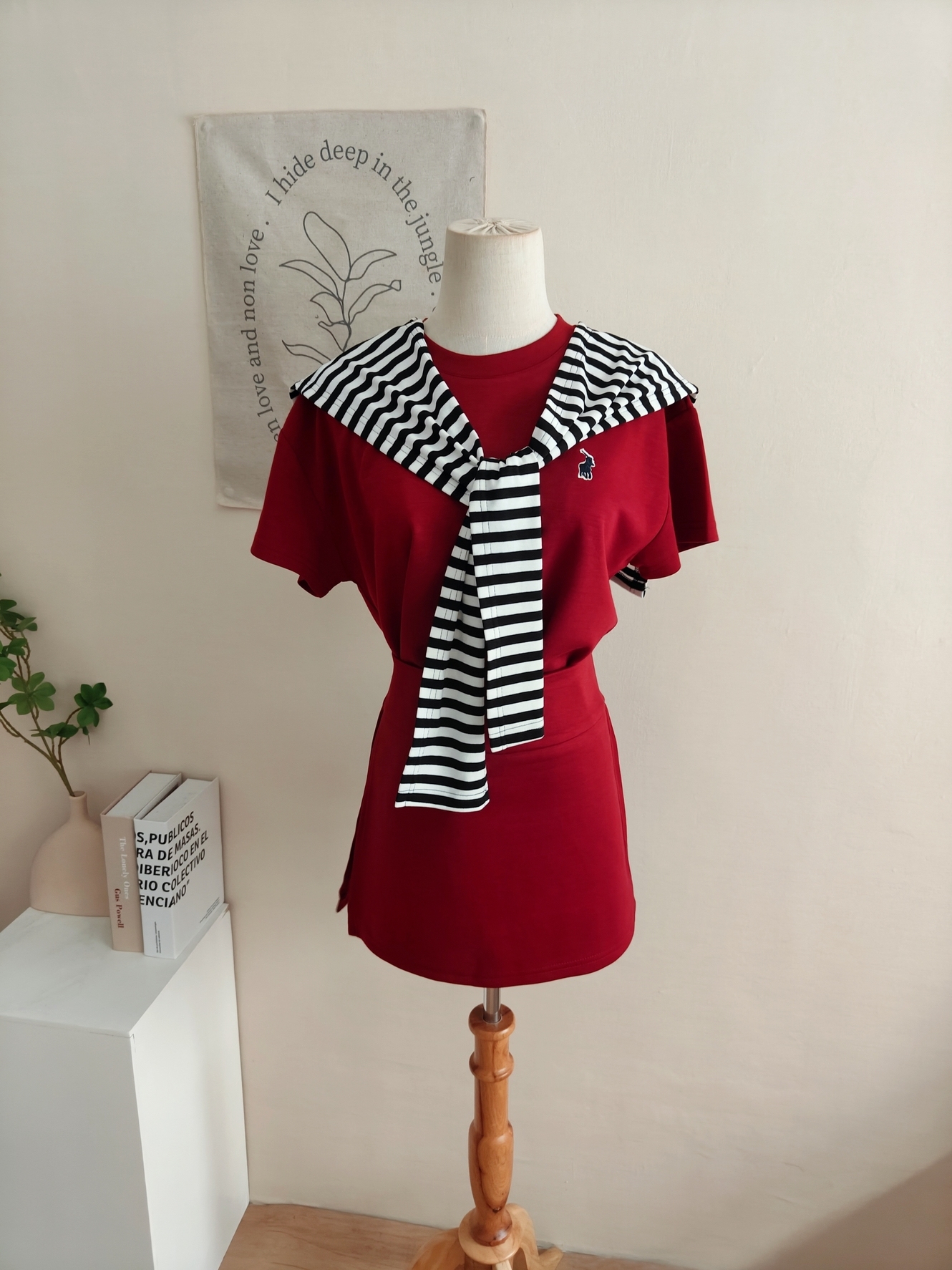 RINA Tee & Skort Set with Shoulder Wrap 简约百搭T恤+短款裤裙✦送条纹披肩*4 Colors