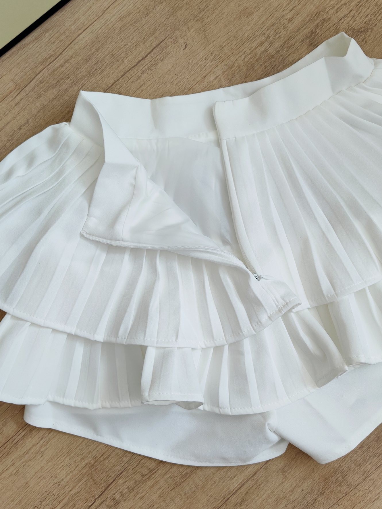 [套装] 刺绣中式上衣+百褶裙两件套 Chinese Knot Top & Pleated Skirt Set