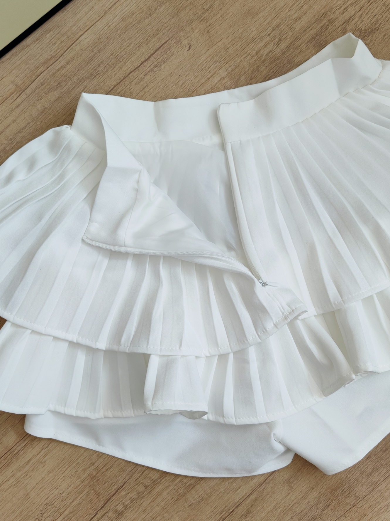 [套装] 刺绣中式上衣+百褶裙两件套 Chinese Knot Top & Pleated Skirt Set