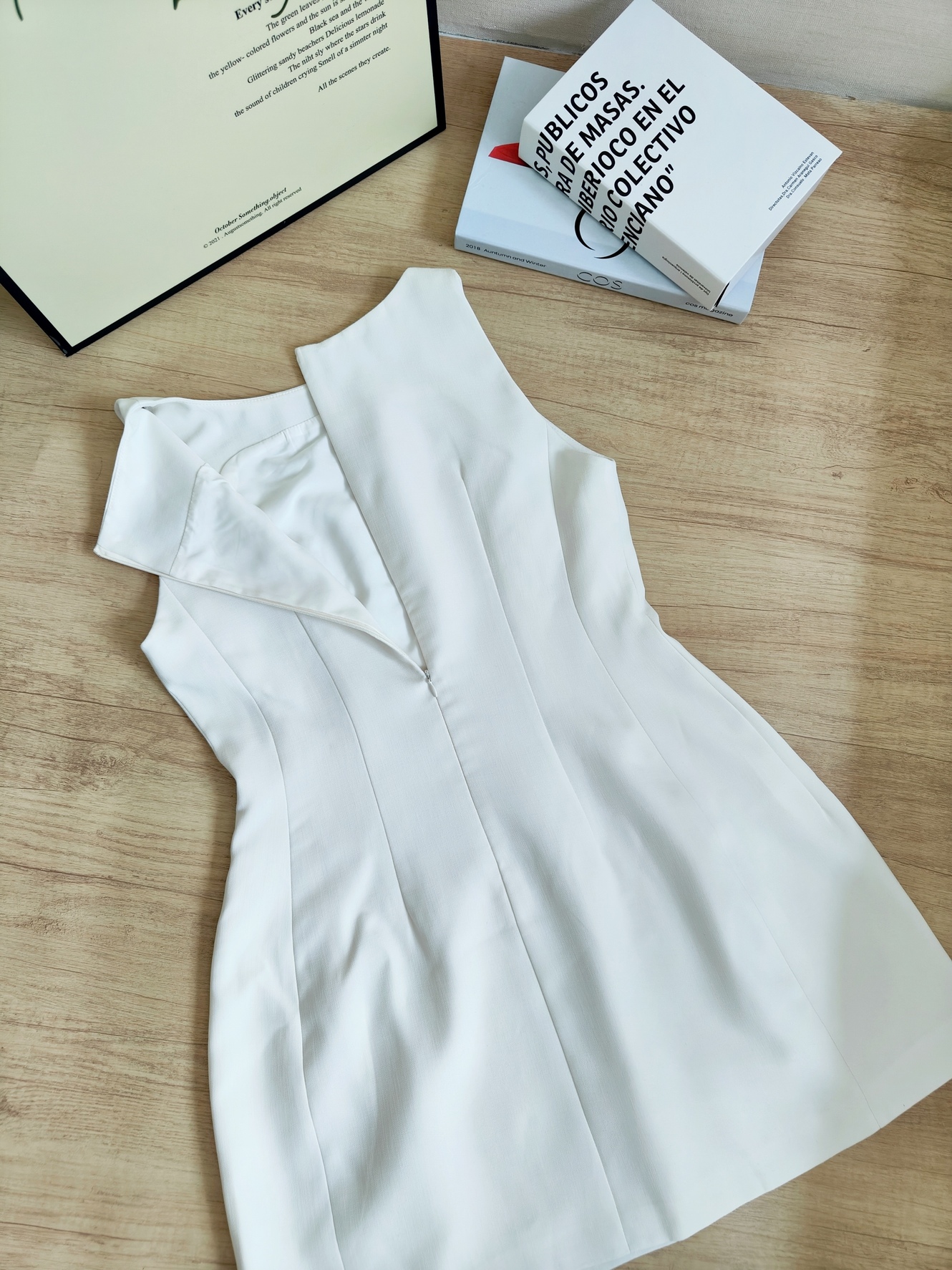 Avenna Round Neck Waist Dress 纯色圆领收腰连身裙*7 Colors