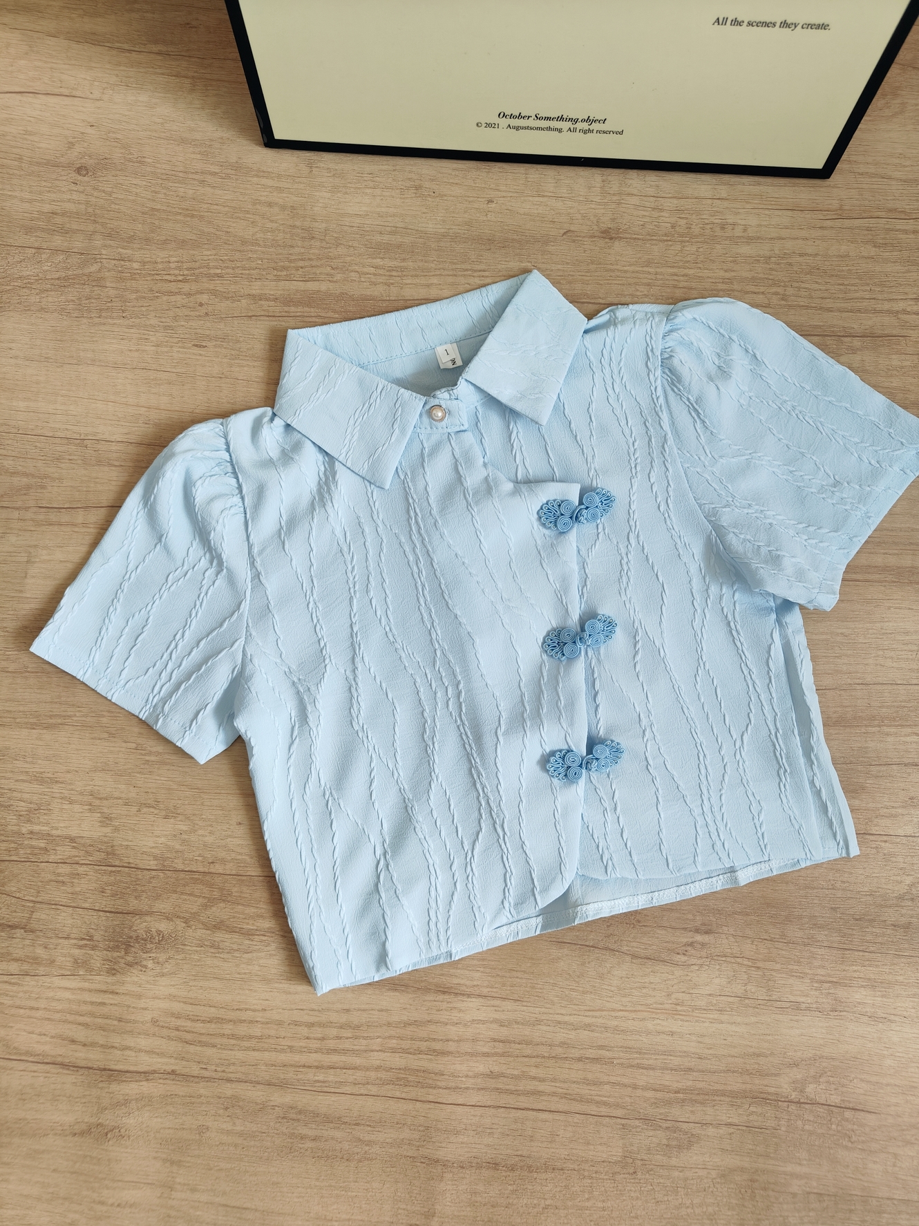 Yunora Frog Closure Shirt 中式盘扣短款衬衫*2 Colors