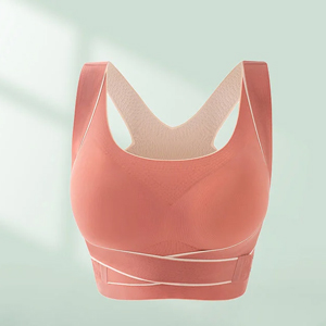 สปอร์ตบราไร้ตะเข็บ พร้อมสายไขว้ด้านหน้า ปรับหลังให้สวย 