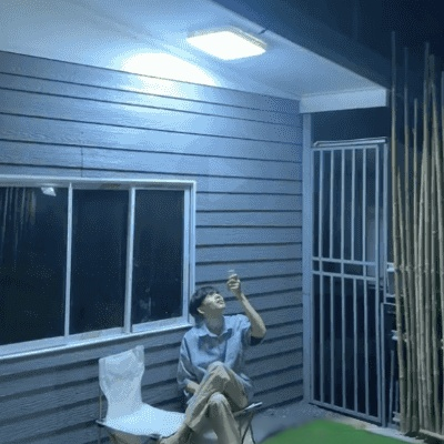 โคมไฟติดเพดานพลังงานแสงอาทิตย์ทรงสี่เหลี่ยมรุ่นใหม่