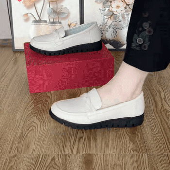 [หนังวัว] รองเท้านุ่มนิ่มกันลื่นสำหรับคุณแม่