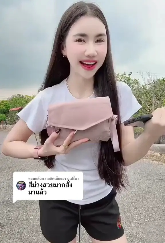 มีสีหลายชนิดให้เลือกได้ กระเป๋าสะพายข้างเบากันน้ำแฟชั่นสำหรับผู้หญิง