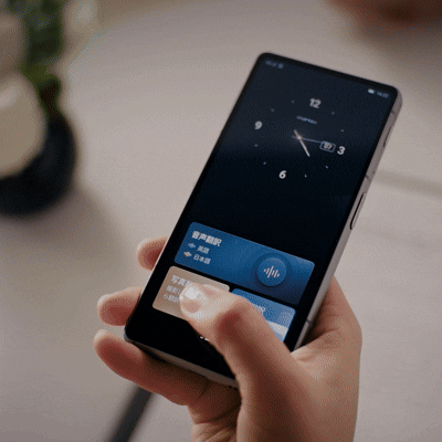 かざすだけで、文字の壁を越える