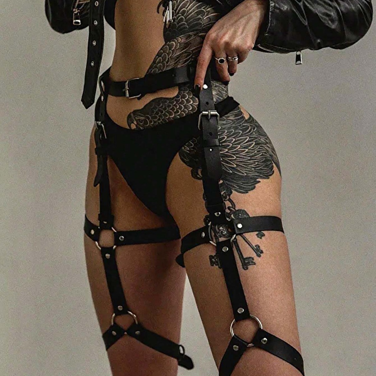 Leather belt leg loops integrated leg cover