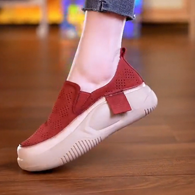 Thick-soled women's shoes