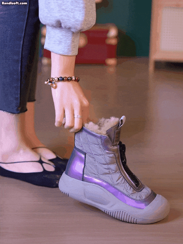 Handmade moccasin high top shoes
