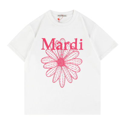 เสื้อพิมพ์ลายดอกเดซี่และดัชชุนด์