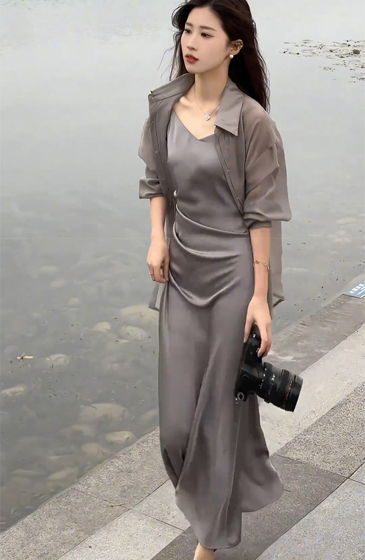 ชุดเซ็ตเสื้อกันแดด + ชุดเดรสหรูหราสองชิ้น