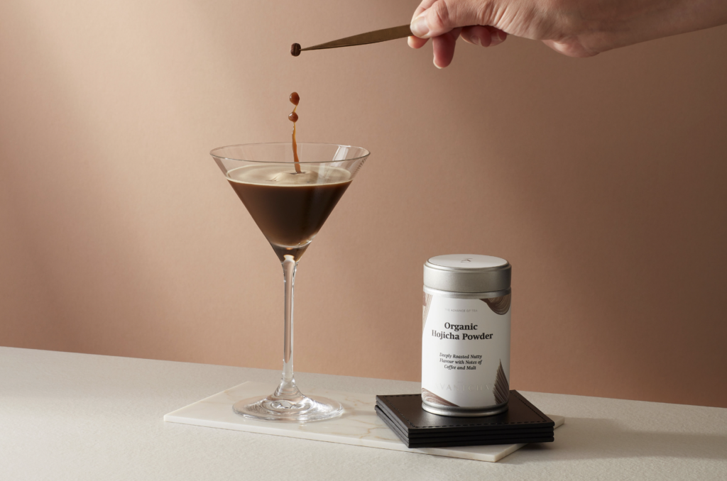 AVANTCHA Organic Hojicha Powder in Hojicha Espresso Martini
