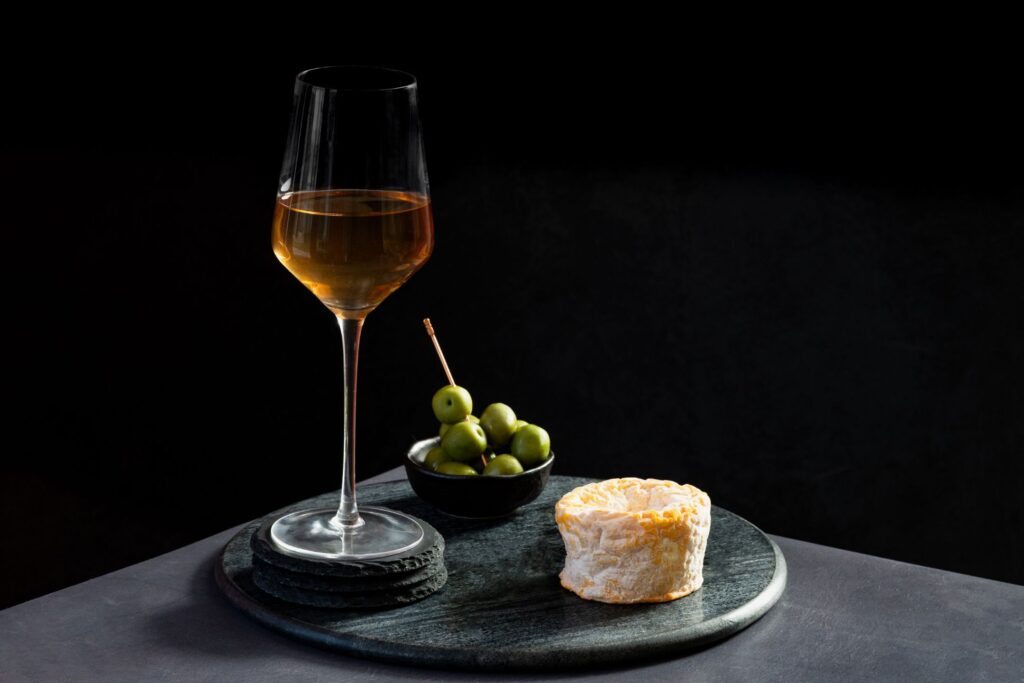 Phoenix Dan Cong Cold Brew paired with Langres Cheese