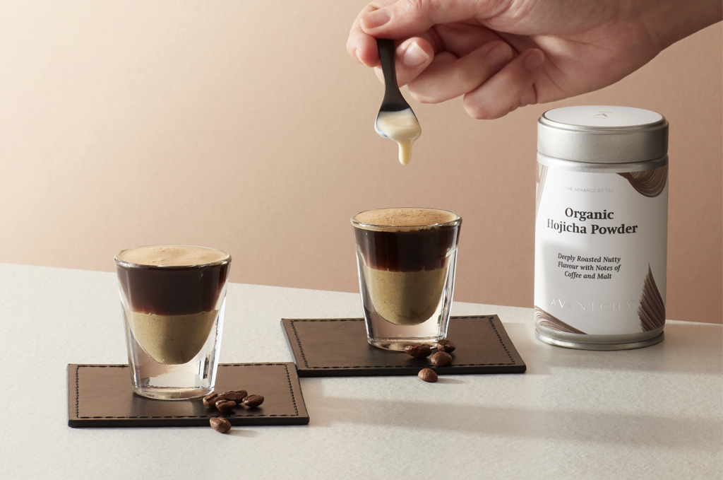 AVANTCHA Organic Hojicha Powder in Bon Bon Hojicha (Spanish Latte)