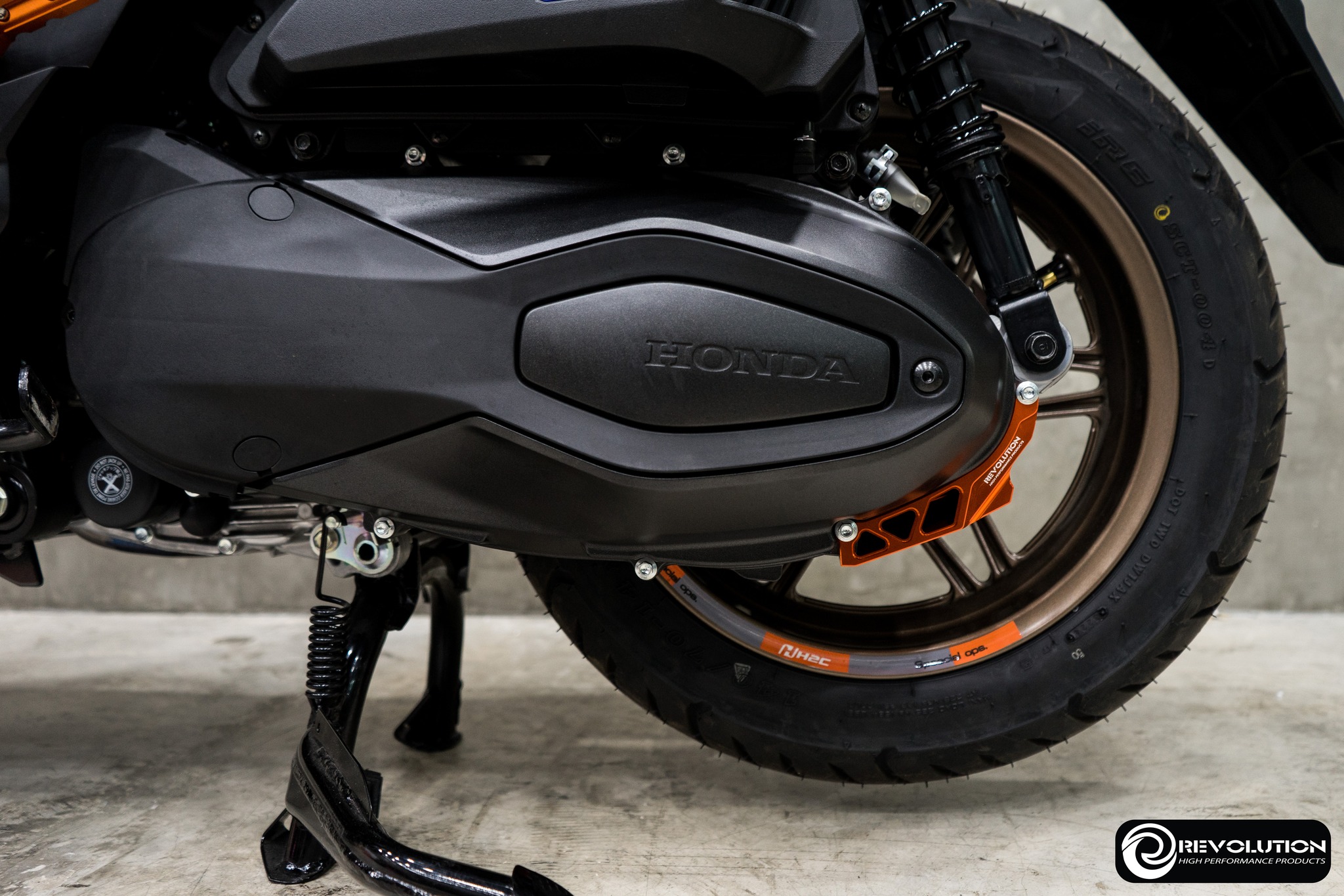แผ่นดักฝุ่น REVOLUTION FORZA-350