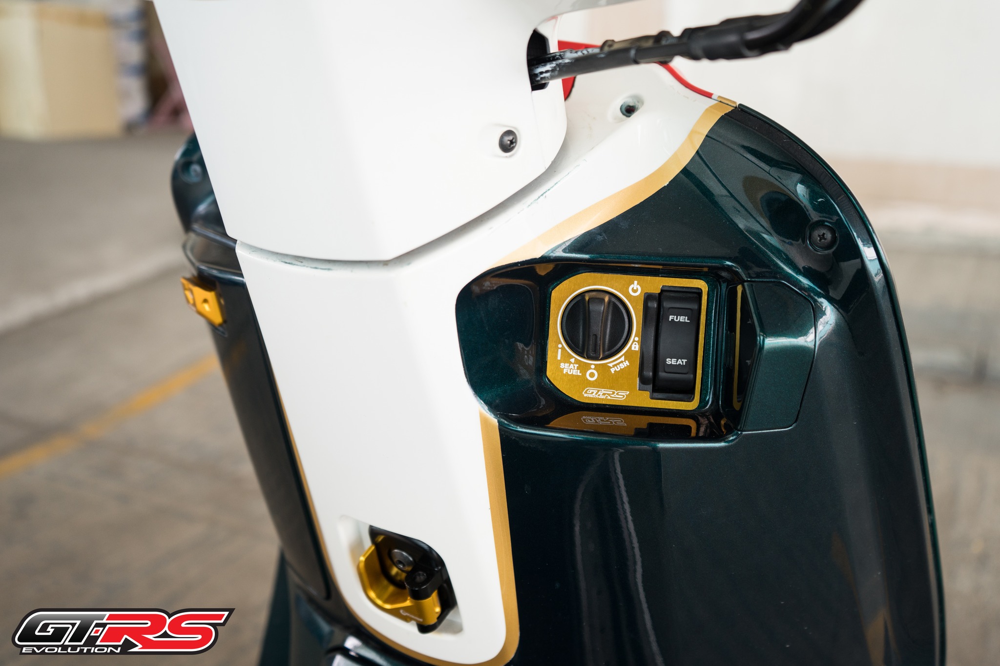 ฝาครอบสวิทกุญแจ มีเนียม 2D GTRS SCOOPY NEW2025 Smart Key /GIORNO+/LEAD-125/PCX-160/CLICK-160