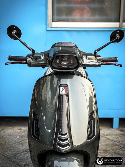 มือเบรค CNC ทูโทน REVOLUTION VESPA SPRINT,PRIMAVERA,LX,S LIBERTY