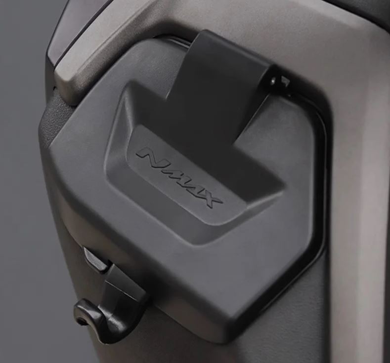 ฝาปิดที่เก็บของ N-MAX 2025 แบบมีตะขอ ฝาปิดเก๊ะ Nmax ปี 2025