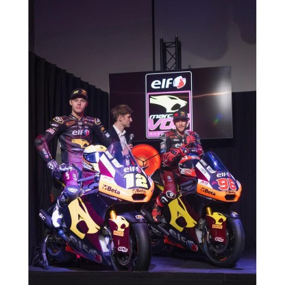 น้ำมันเครื่องสกู๊ตเตอร์ elf เอลฟ์ MOTO4 Scooter 10W-30 ขนาด 0.8L สำหรับรถเกียร์ออโต้