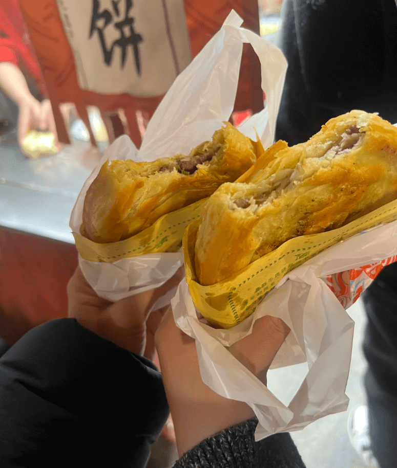 永興坊（えいこうぼう）── 夢の長安へ、舌で味わう唐代の街並みと非遗文化体験