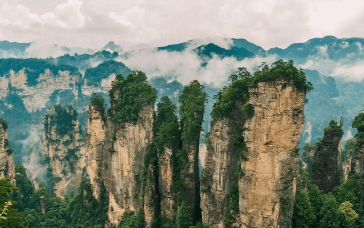 映画『アバター』のロケ地巡りツアー～張家界国家森林公園
