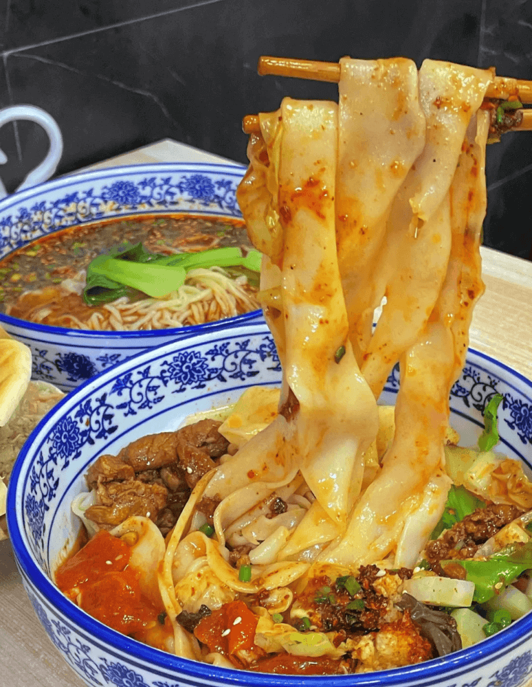 西安麺食作り体験 ── 職人の技を学ぶ！本場の麺料理が手作りできる食の旅